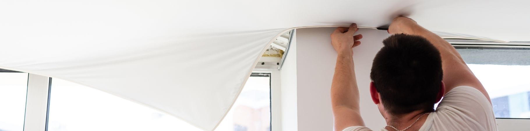 мастер по ремонту потолков